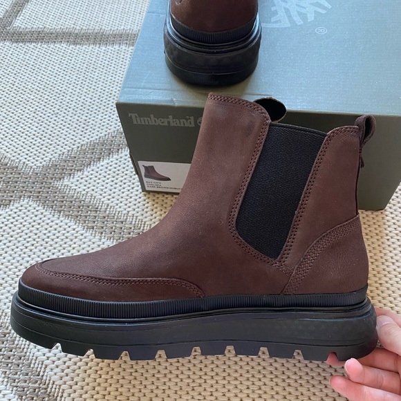 Timberland ray city leather Chelsea boot brand new never worn in brown leather - Picture 3 of 5